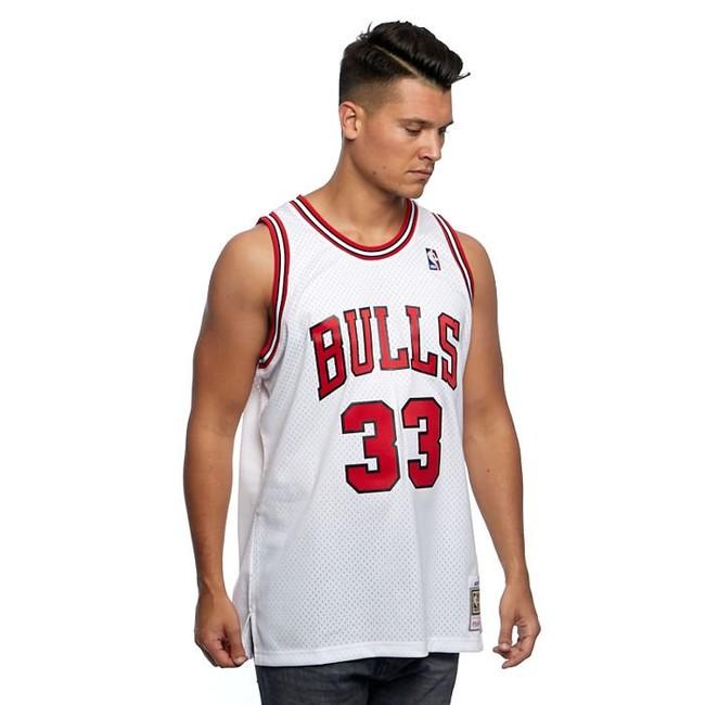 Mitchell & Ness Chicago Bulls Scottie Pippen #33 NBA Swingman Jersey 2 –  Brooklyn Footwear x Fashion